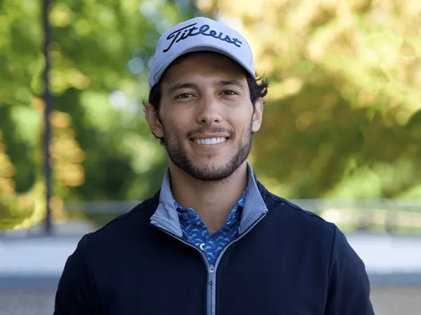 Alvaro Gallego, Golflehrer