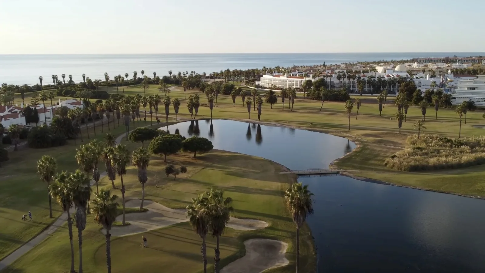 Golfresort an der Küste, Vamos Golf